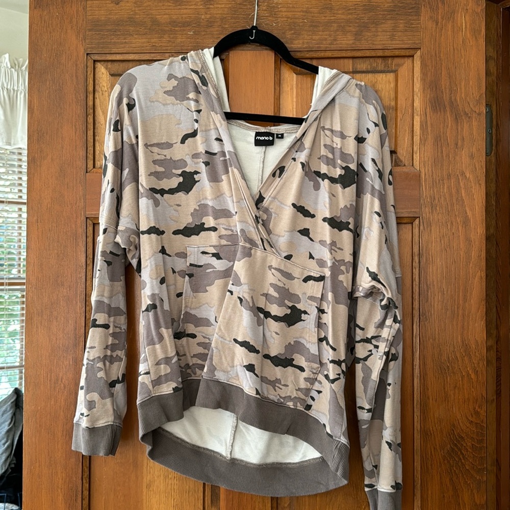 MONO B SWEATSHIRT
